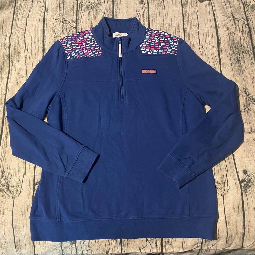 Ladies vineyard vines sweatshirt -L
